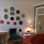 Apartment Feels - Gardens And River *