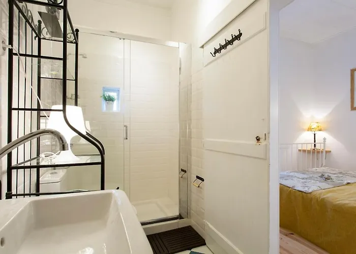 Feels - Gardens And River Apartment Lisbon