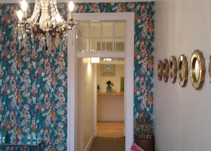 Feels - Gardens And River 아파트