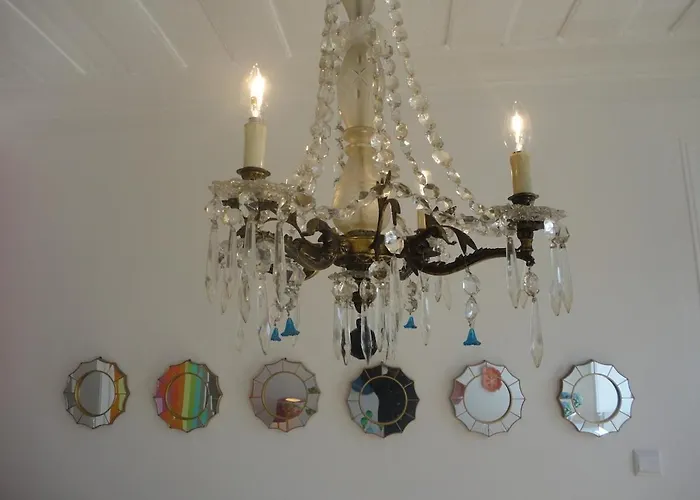 Feels - Gardens And River Apartment