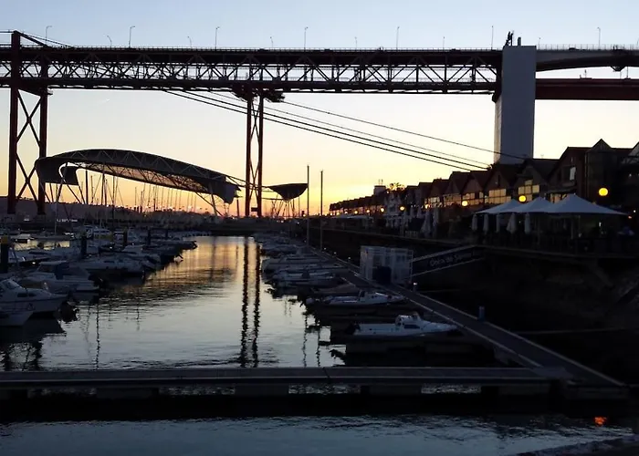 公寓 Feels - Gardens And River *